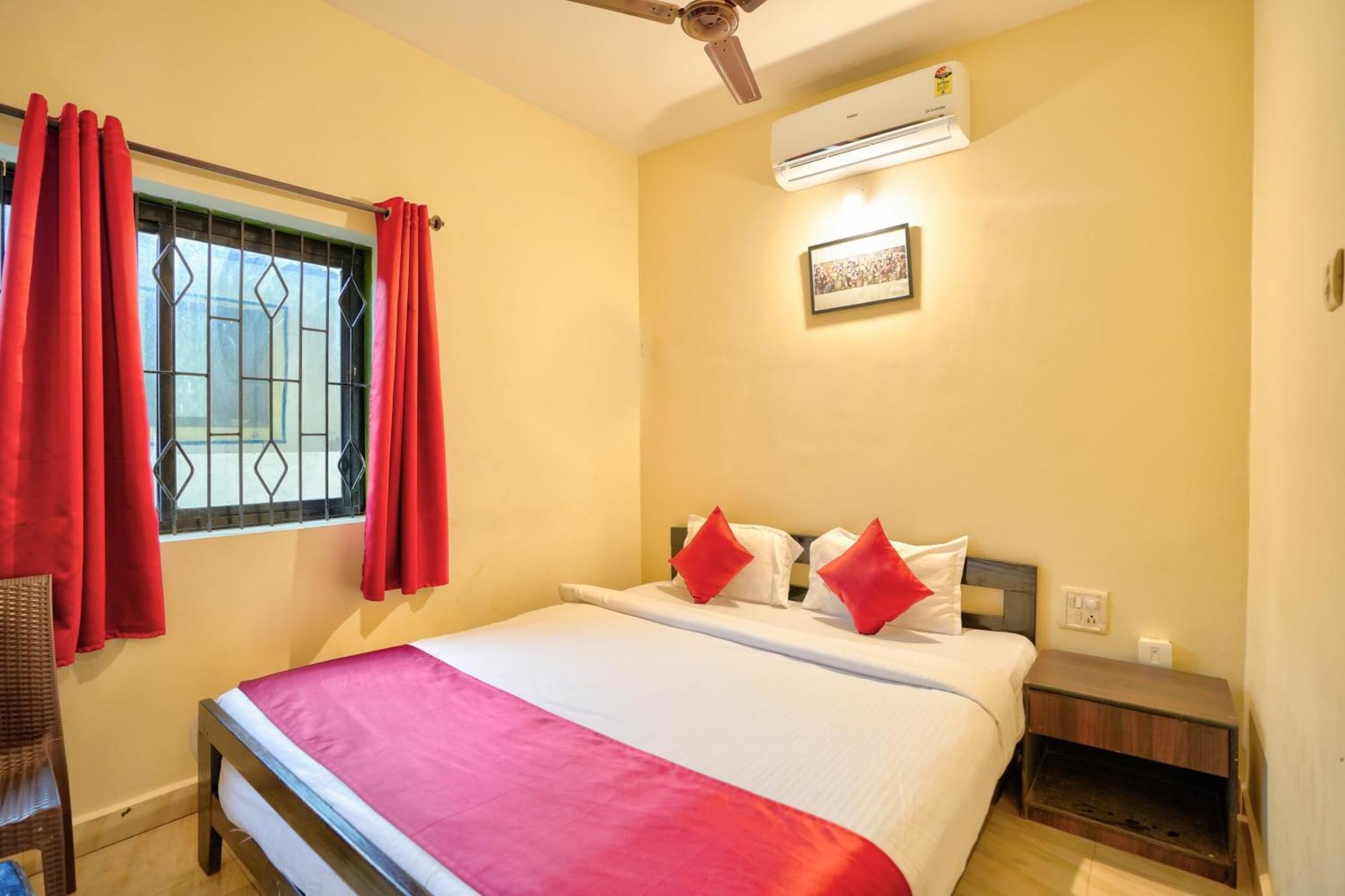 Hotel Salty Waves Бага Экстерьер фото