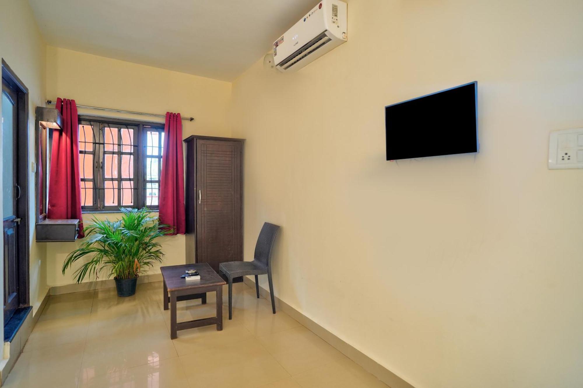 Hotel Salty Waves Бага Экстерьер фото